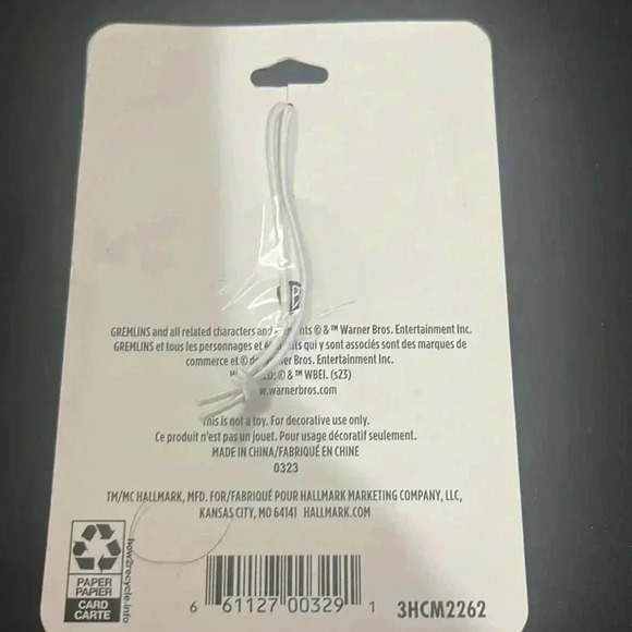 Gremlin Gizmo Christmas ornament - Picture 2 of 2